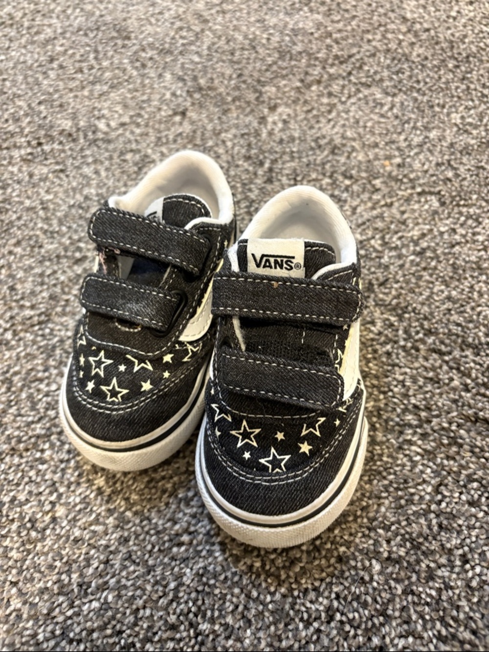 Vans Kids Black Star Velcro Sneakers
